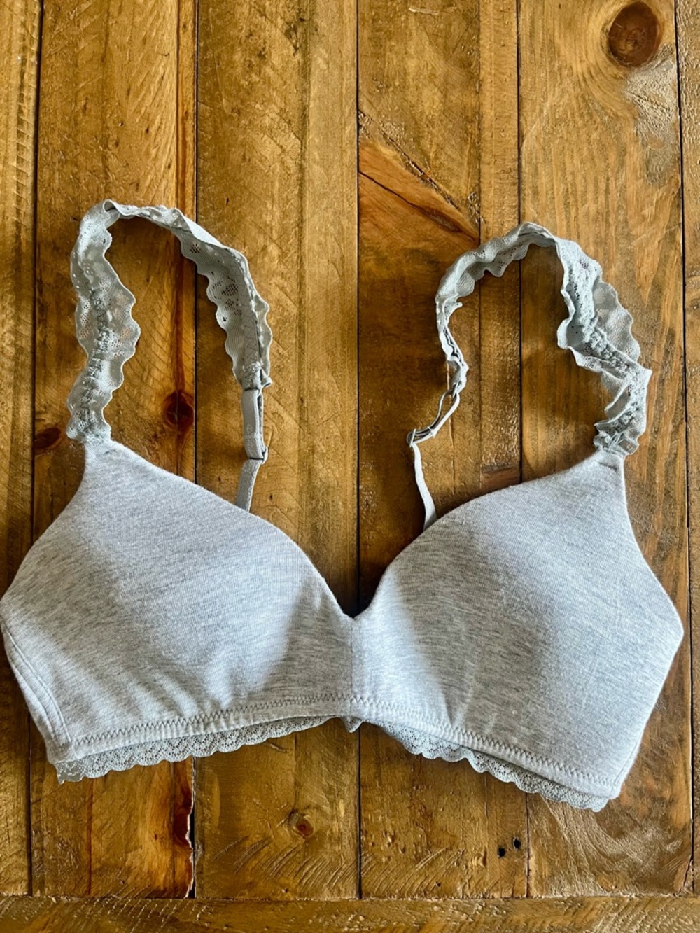 Aerie Light Gray Lace-Trim Wireless Bra 34B